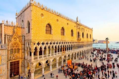 Explore Piazza San Marco on Venice trip image