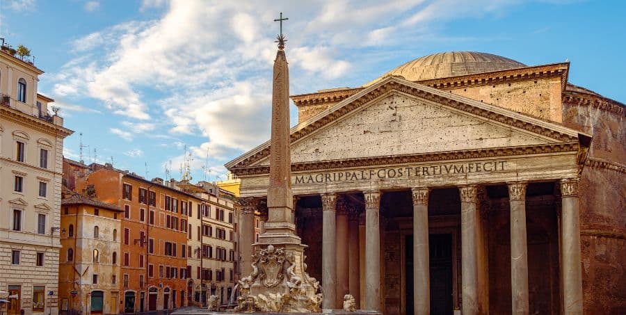 See the Pantheon on Rome break