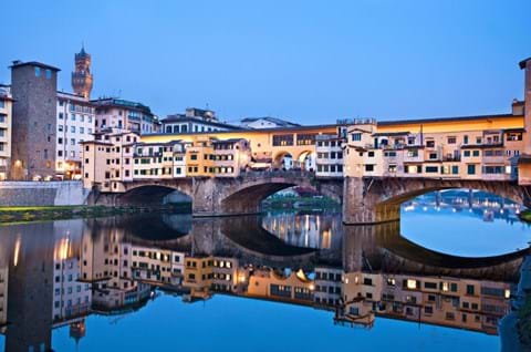 Discover Ponte Vecchio on guided tour of Florence image