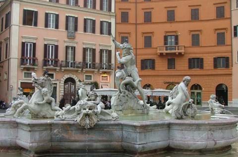 Discover The Piazza Novona At Leisure Time image